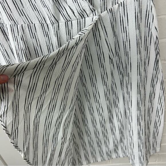 Calvin Klein White & Black Striped Drape Twist Front Dress Size 12 - Picture 7 of 11